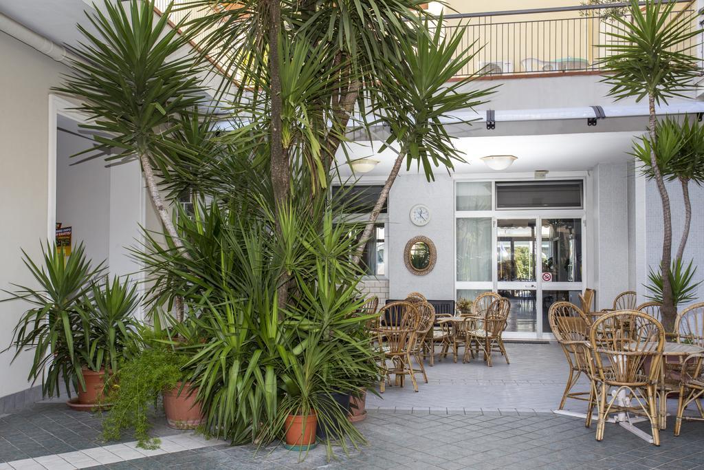 Hotel Lugano Cattolica Extérieur photo