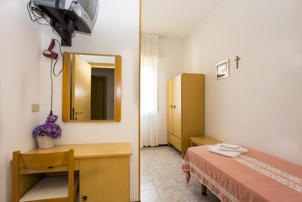 Hotel Lugano Cattolica Chambre photo