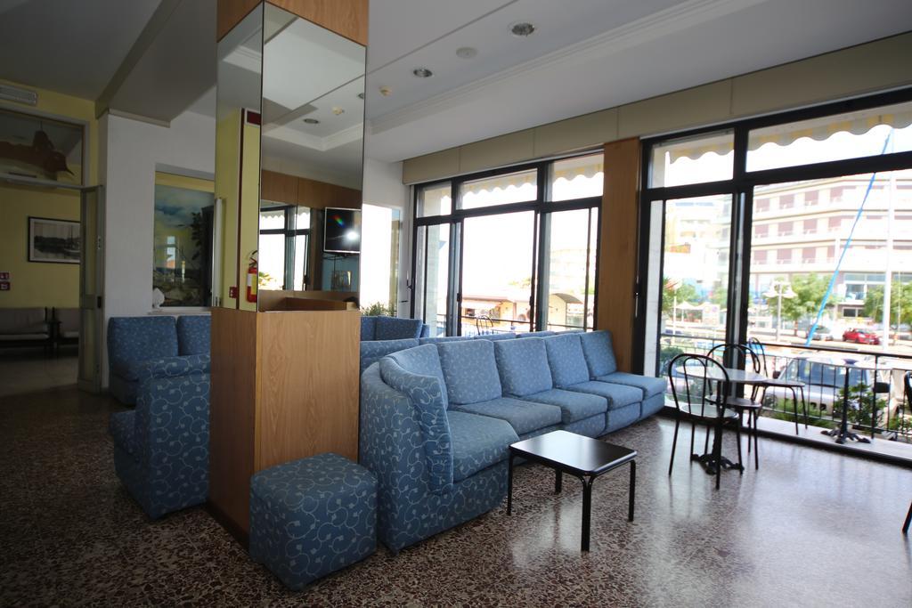 Hotel Lugano Cattolica Extérieur photo